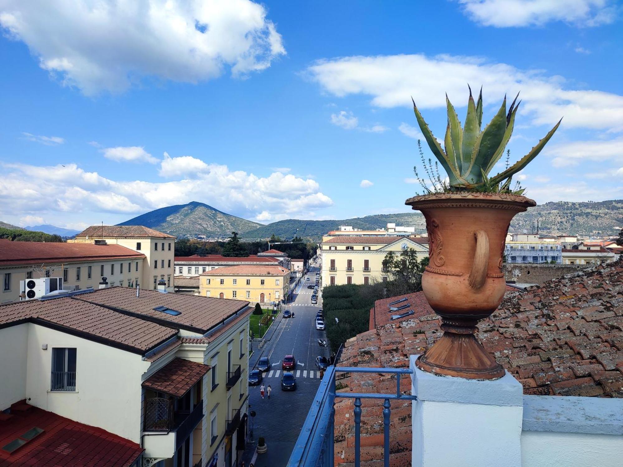 Terrazza Reale - Suite 2 Caserta Kültér fotó